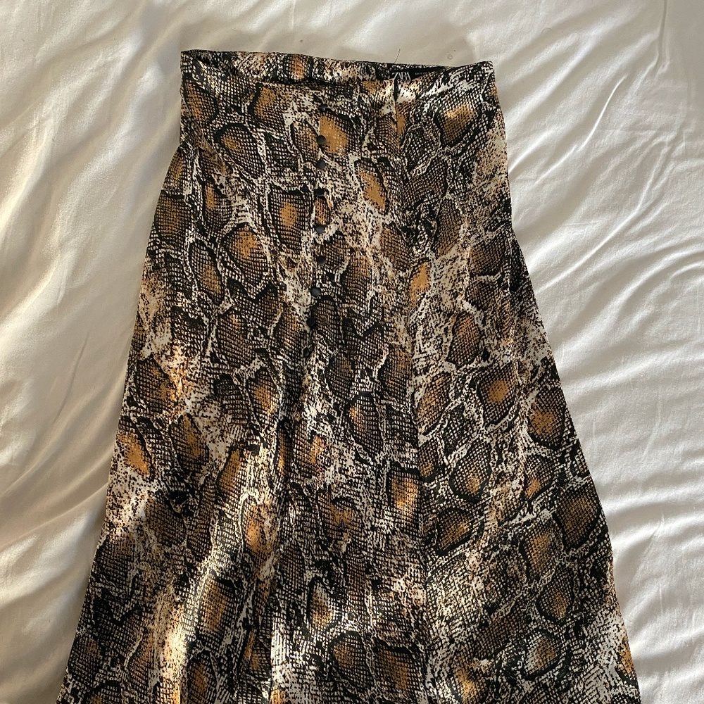 Animal print silk skirt